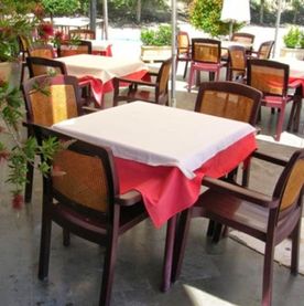 Restaurante Casa Enrique mesa de la terraza